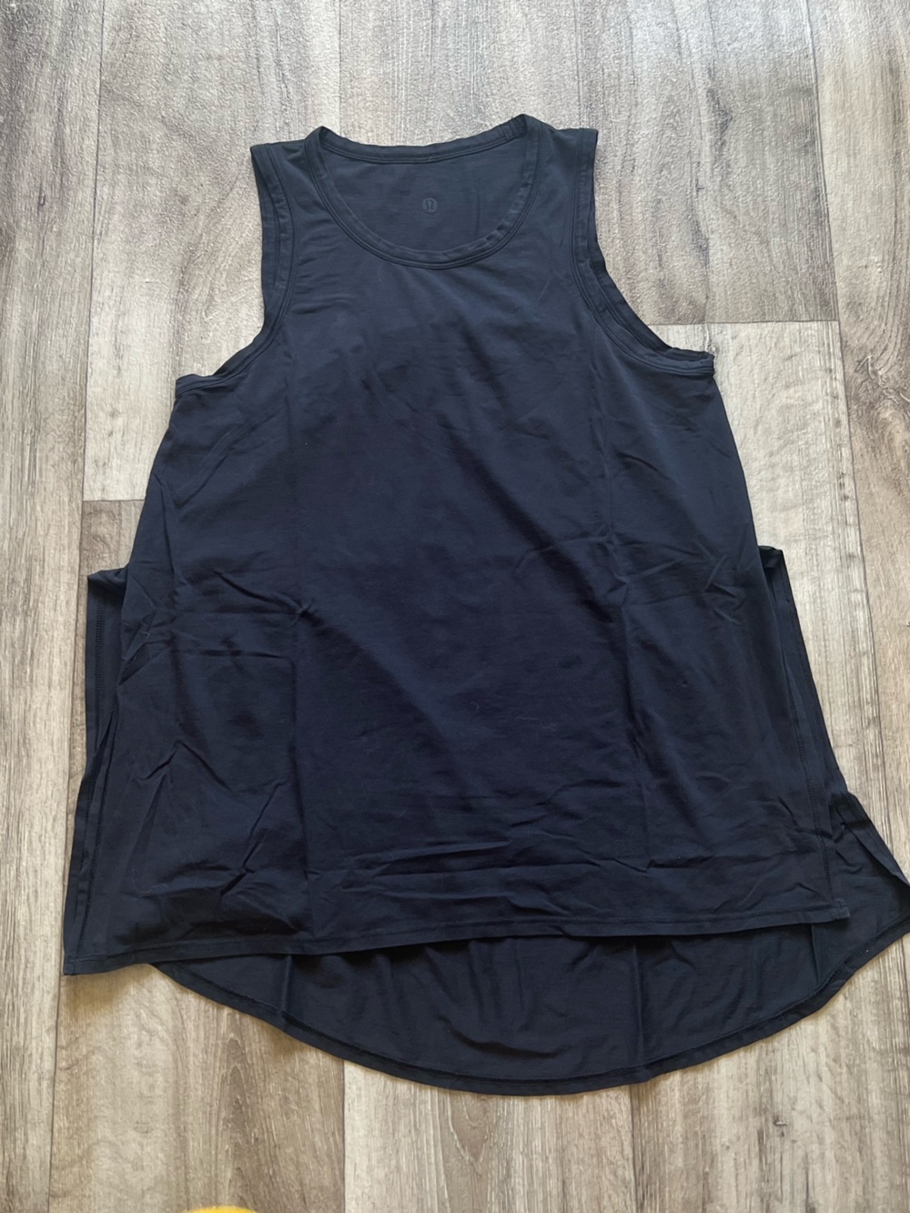 Lululemon Women’s Black high Low Athletic Tank